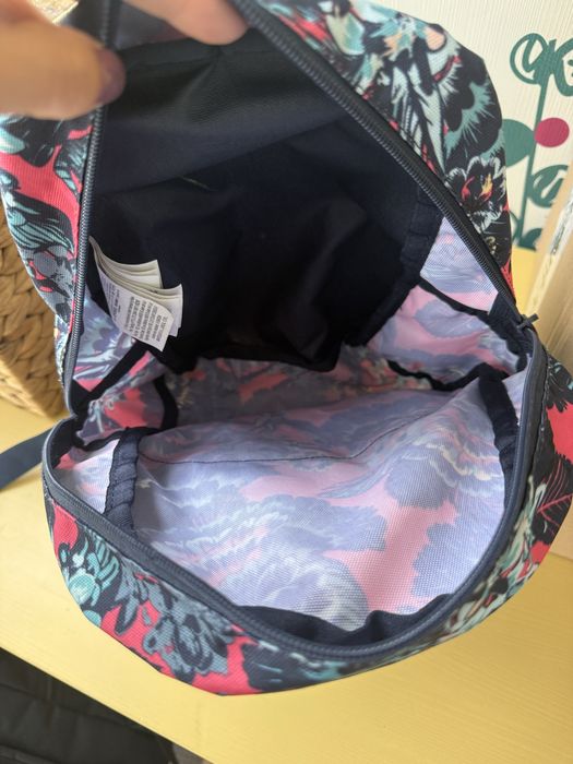 Малка раница Roxy