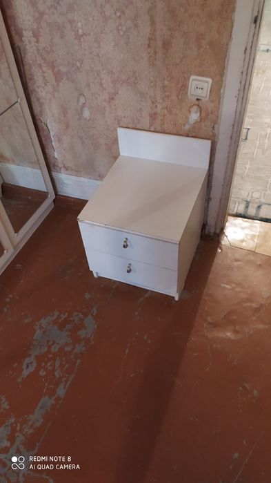 Продаётся гарнитур