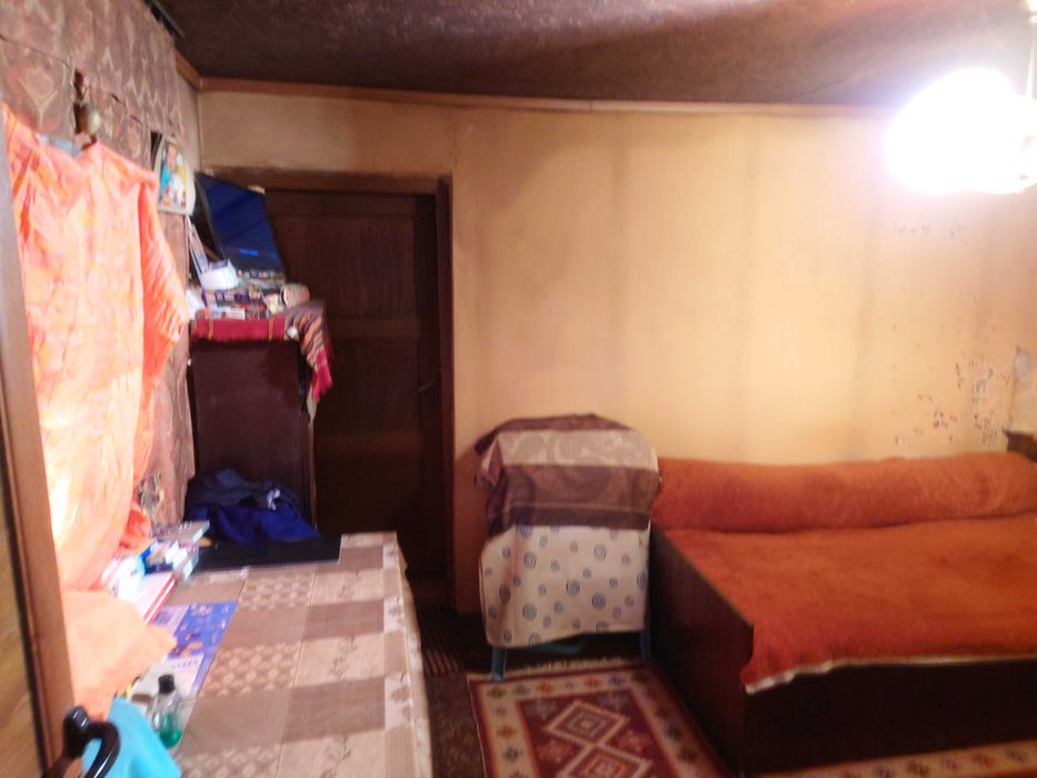 Къща в село островче