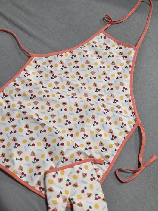 Bucatarie copii stare foarte buna