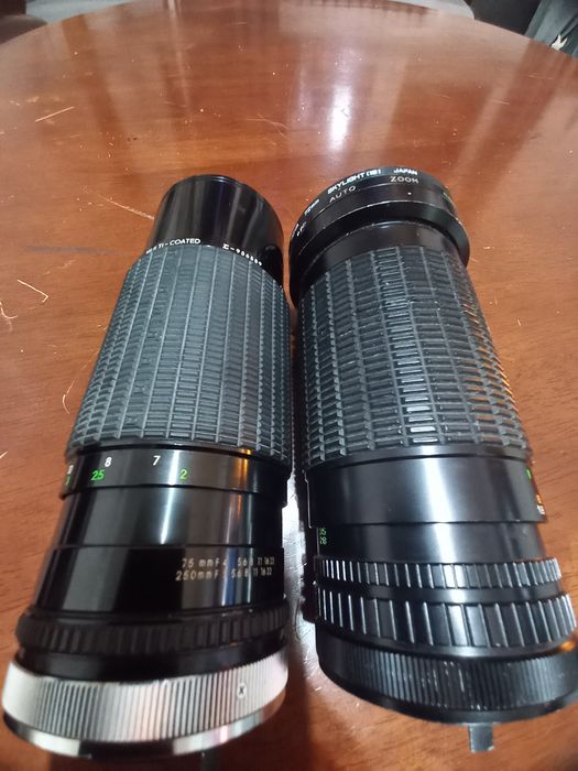 Sigma Zoom 75-250  mm si Hoya 72mm