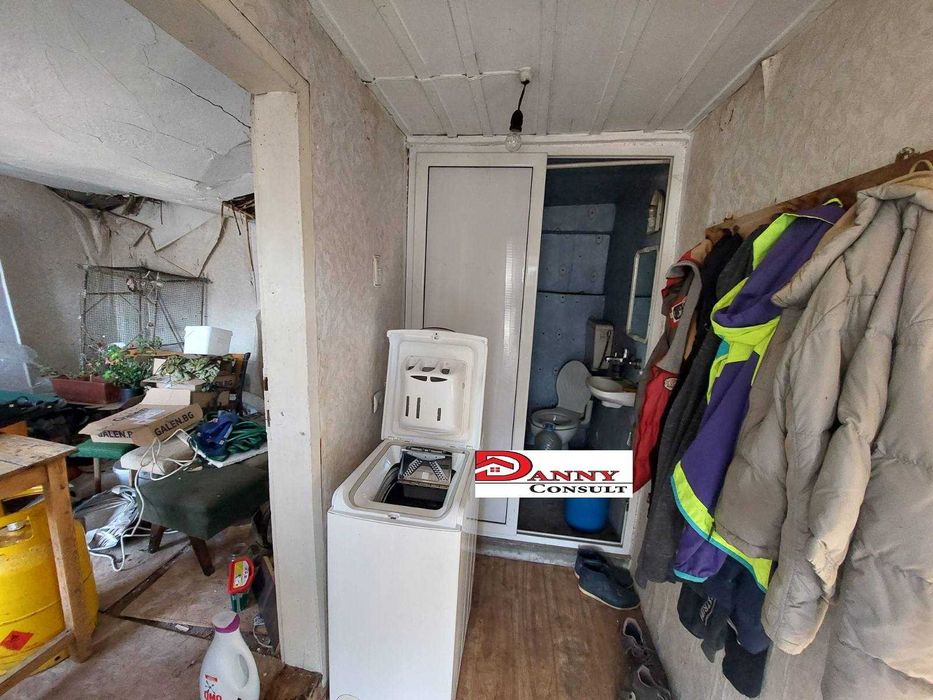 Продава се Къща в Велико Търново, Акация - 55 кв.м за 1273 €/кв.м - Снимка #18