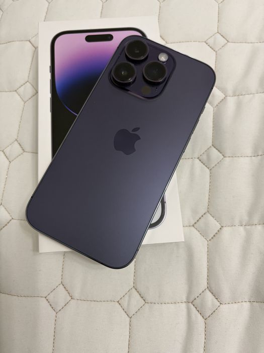 Iphone 14 pro purple