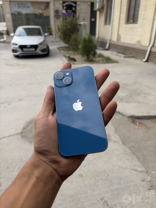 Продаю iPhone 13 отличное состояние