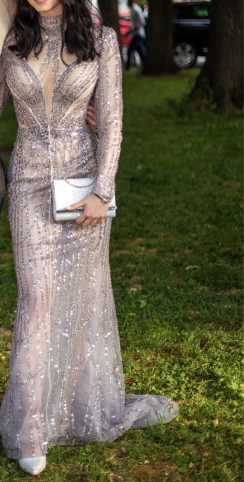 Бална рокля на Pembe Kenan