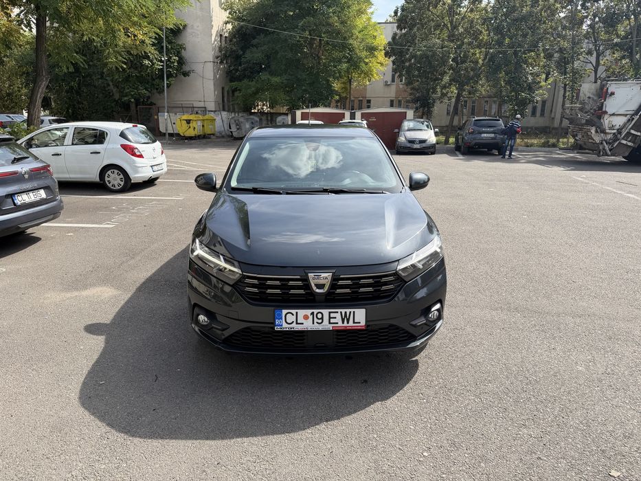 Vând dacia Logan