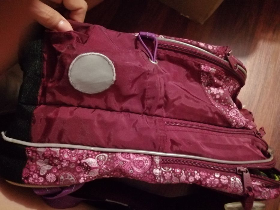 Ученическа раница 2 за 20 лв