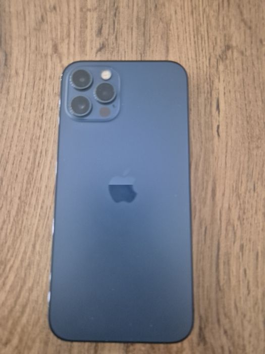 Продам iphone 12 pro