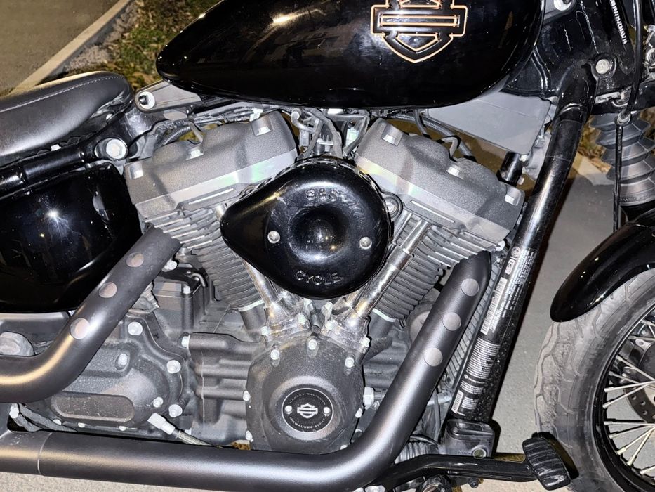Harley Davidson Softail Street Bob 107 FXBB