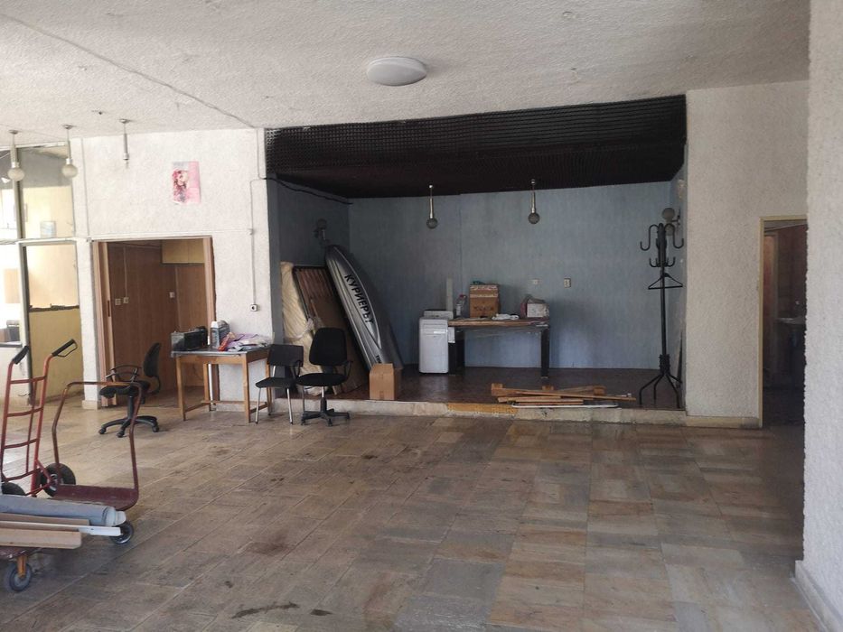 Голямо търговско помещение в гр. Димитровград