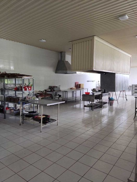 Продается идеально оборудованная территория  2га под молодежный лагерь