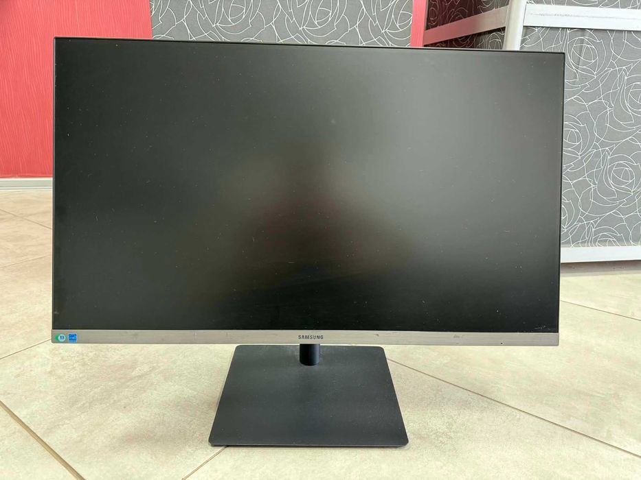 Монитор SAMSUNG 27"  КАТО НОВ