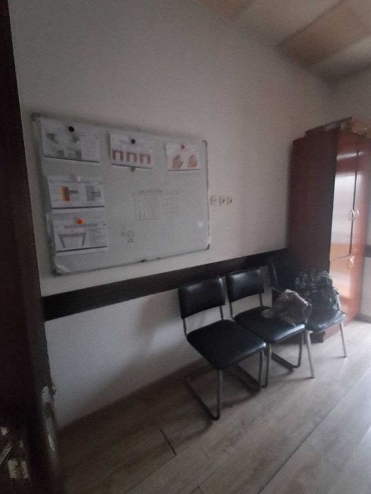 Продаётся нежилой помещение  первая линия  Шайхантахурский районе