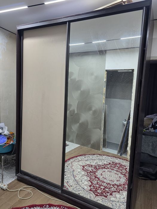 Продам шкаф купе  в прихожку