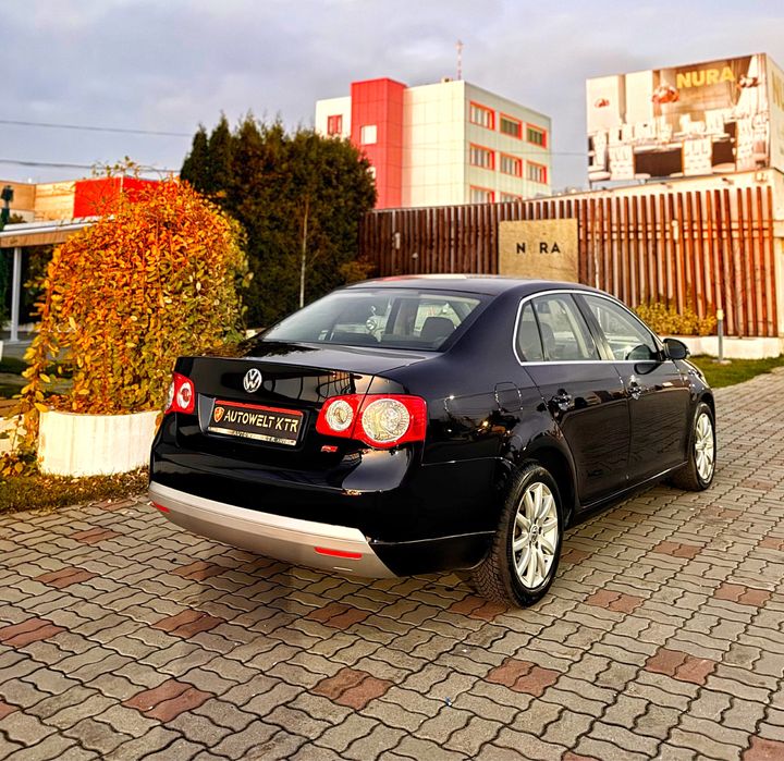 Vw Jetta 2010 1.6Tdi Euro5 Highline Navigație Pilot Automat Comenzi vo