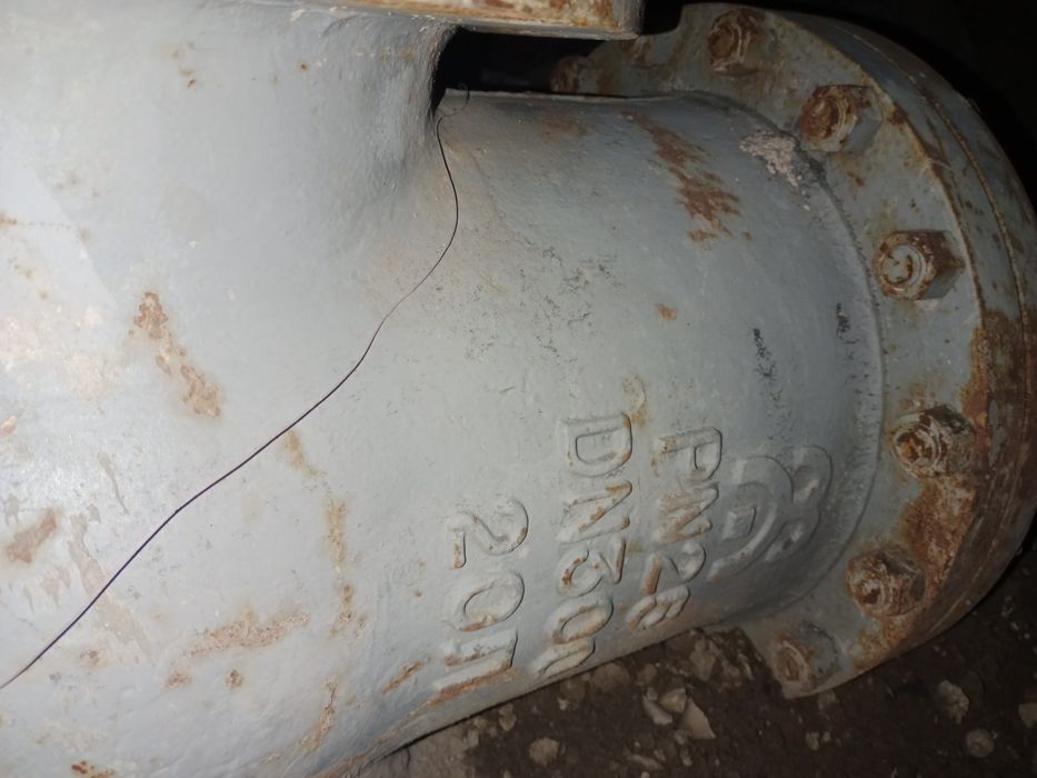 Вентиль 300 диаметром,новый.