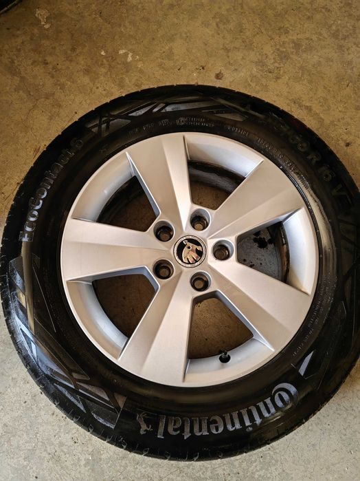 Jante OEM Skoda 16" + cauciucuri vara Continental