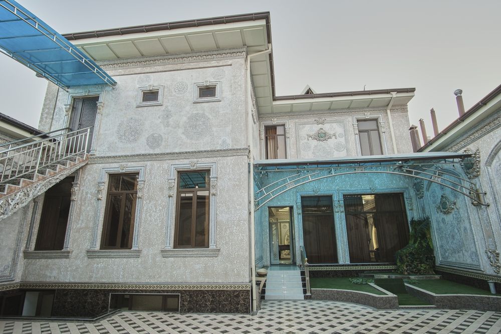 Barcha mebellari bilan tayyor xonadon. Qorasuv, Sayohat