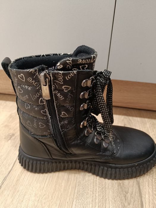 Кожаные демисезонные сапожки