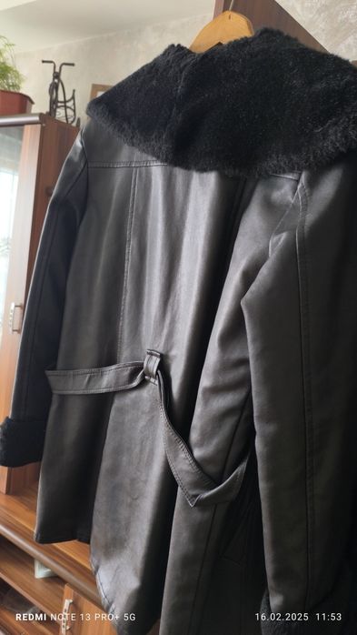 Дамско яке от еко кожа