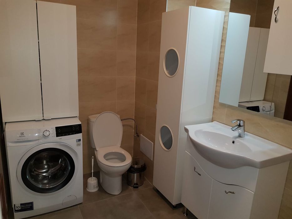 Apartament 3 camere, mobilat si utilat, parcare proprie, Cartier Albert