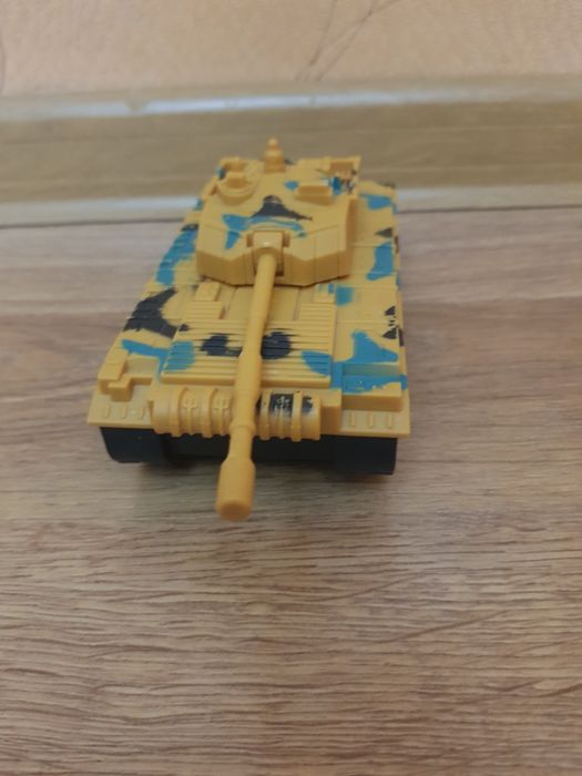 Конструктор, танк, полиция, паровозик