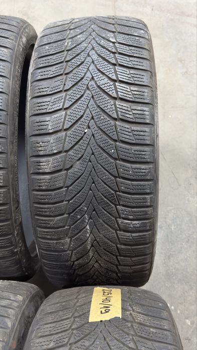 4 бр. Зимни гуми 225/40/19 Nexen dot22