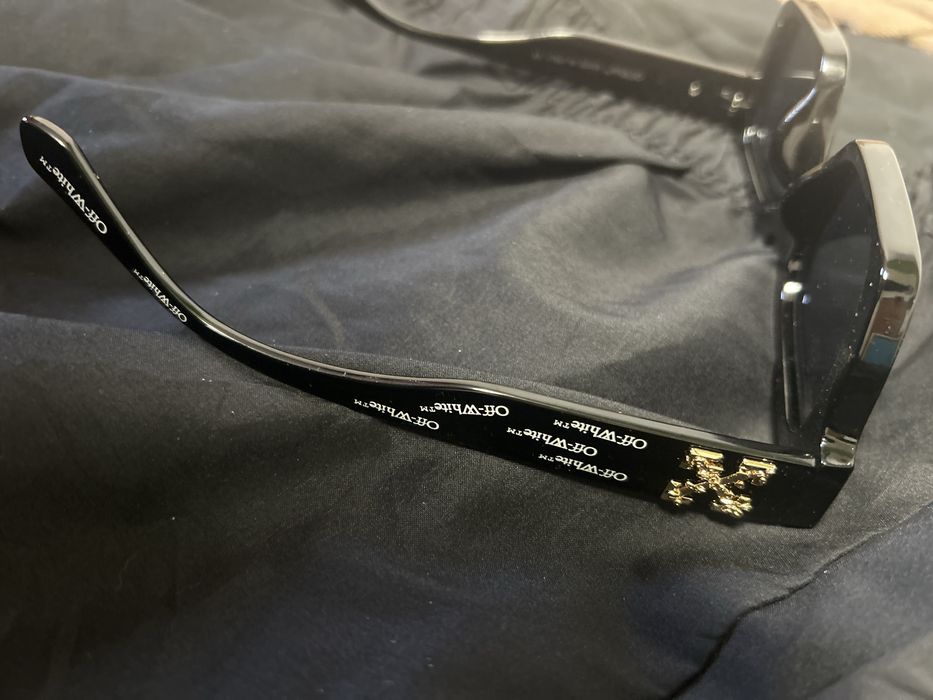 ochelari off-white