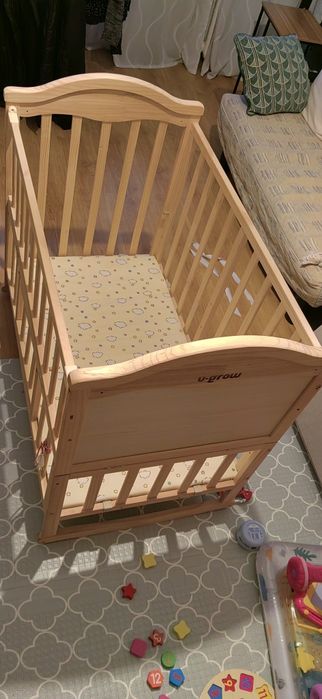 Vand patut bebe din lemn ( folosit doar 6 luni)