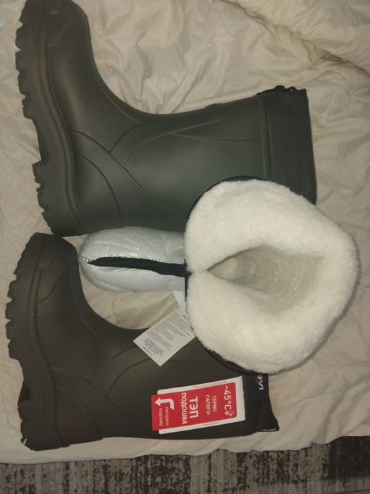 Продам сапоги на рыбалку зимние