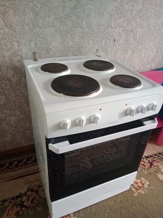 Электрическая плита Hansa