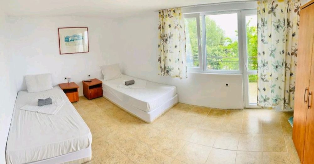 Продава се Хотел в Бяла - 801 кв.м за 425 €/кв.м - Снимка #17