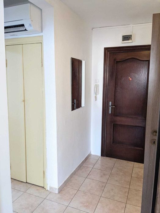 PROPRIETAR: Inchiriez Apartament cu 2 camere decomandate in Complex, mobilat, clima