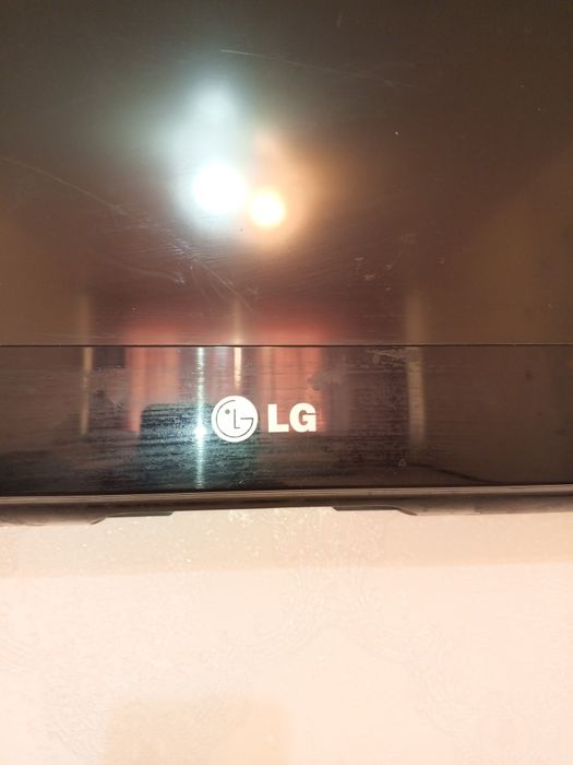 Продам телевизор LG диагональ 81 см