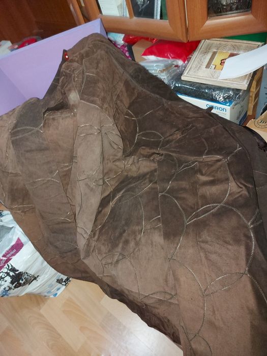 Куртки ,плащ бесплатно