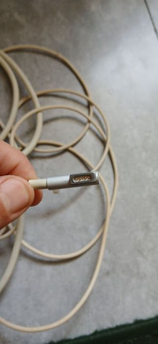 Адаптер питания Apple 85 W MagSafe Power Adapter