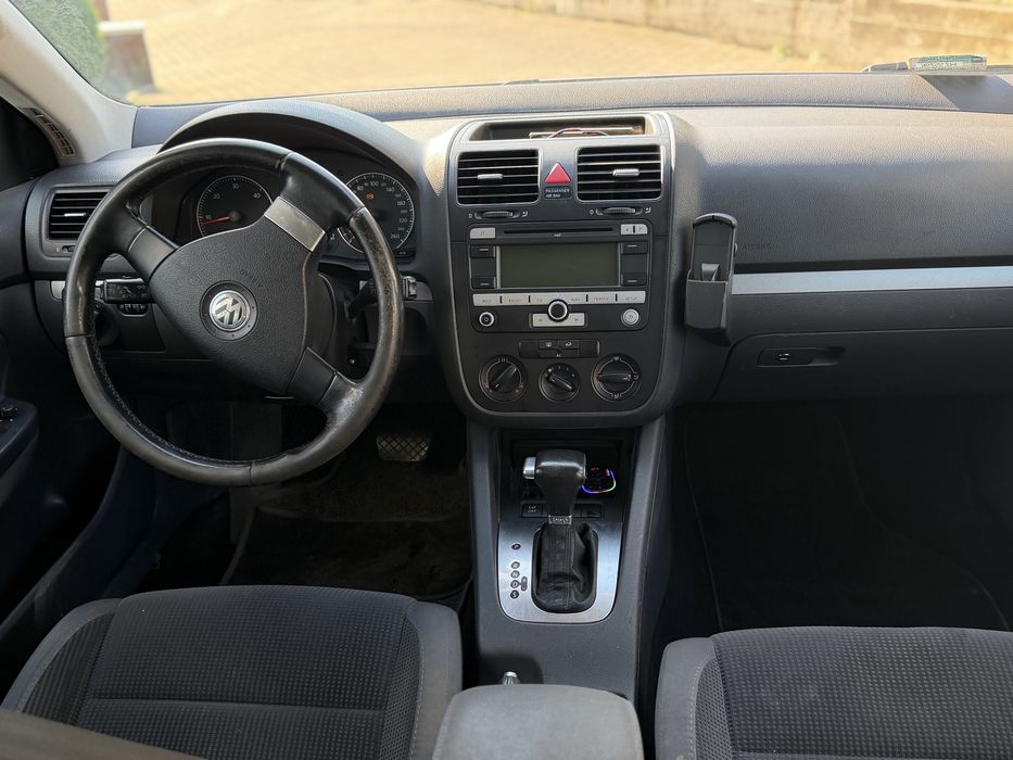 De vanzare VW golf 5 accept si variante +- negociabil