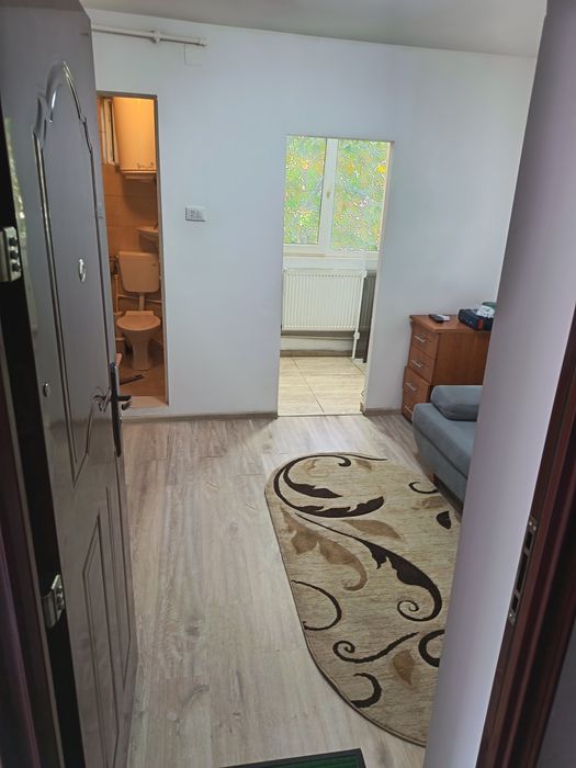 Vand garsonieră confort 3