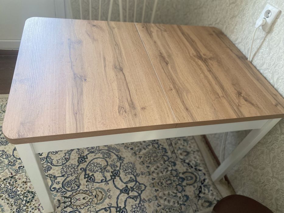 Стол кухонный…..