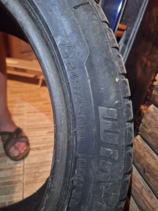 Продам два балона r18