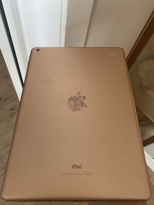 Продам ipad на запчасти