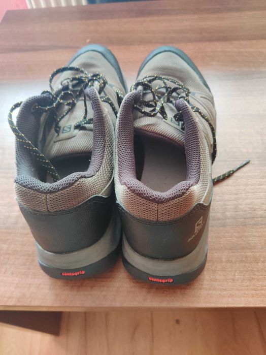 Adidași Salomon trekking 42