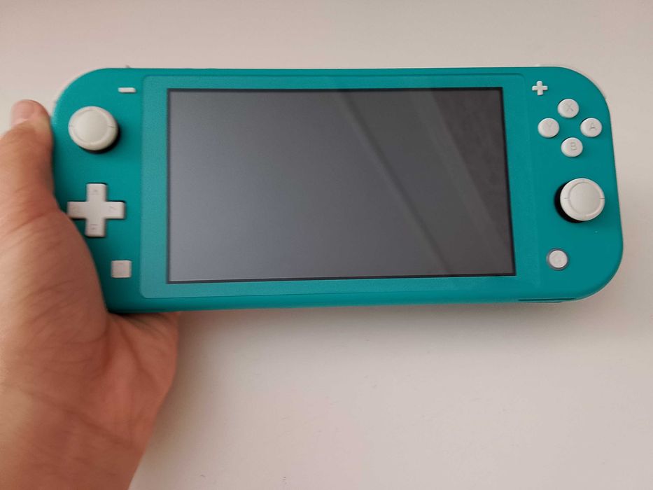 Nintendo switch lite +micro sd 32гб
