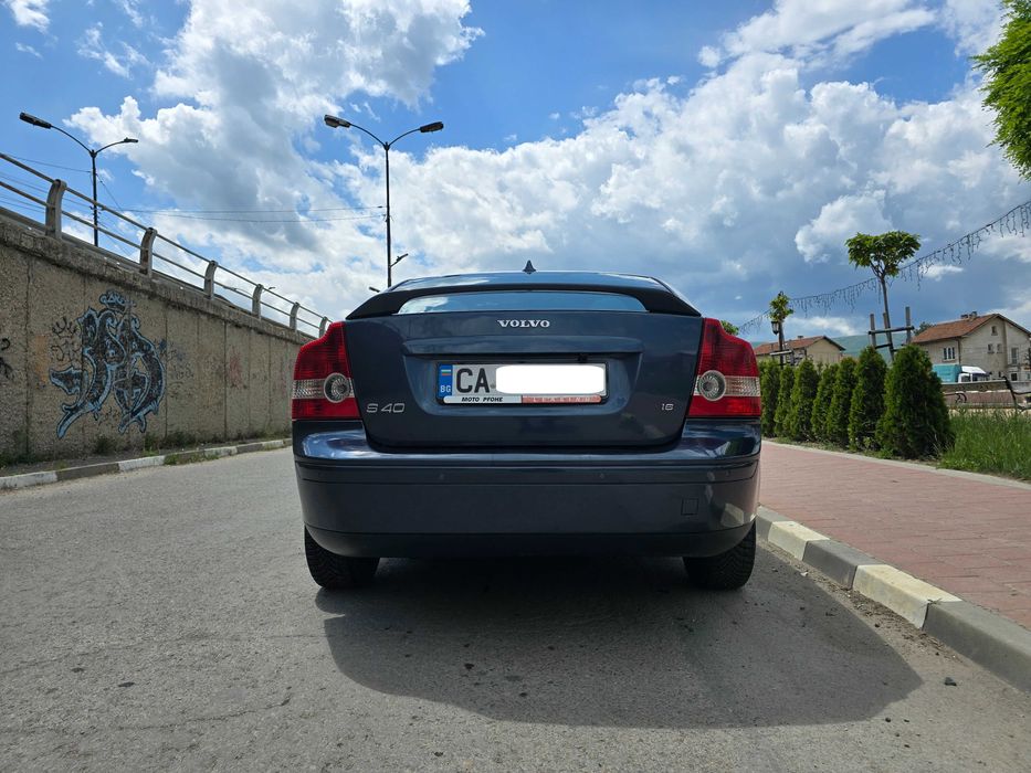 Volvo S40 1.6 газ/бензин