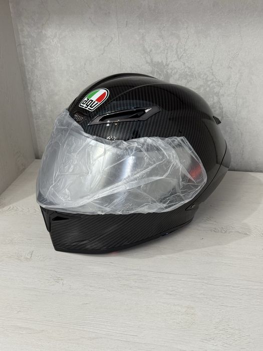 Продается мотошлем AGV