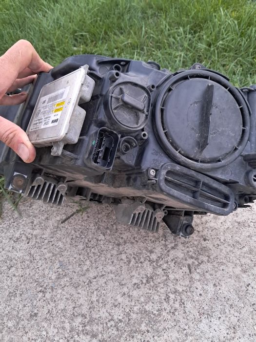 Десен фар ф 11 с всички модули