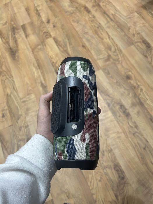 Колонка jbl камуфляжный цвет