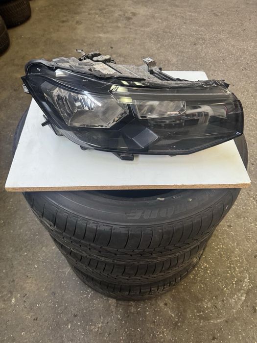 Фар за Фолксваген/VW - T- cross
