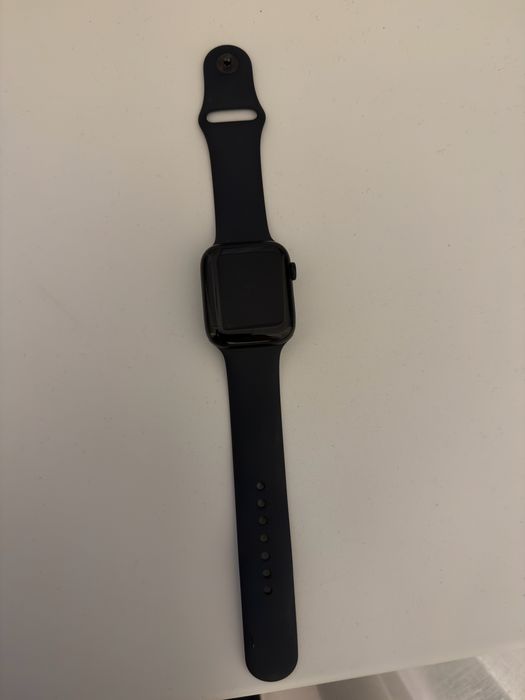 Apple watch se3 44 mm 100acb