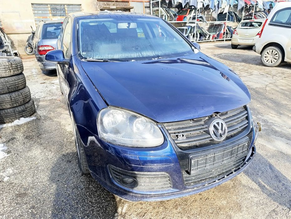 Volkswagen Golf 5 2.0tdi 140к.с. BMM На части